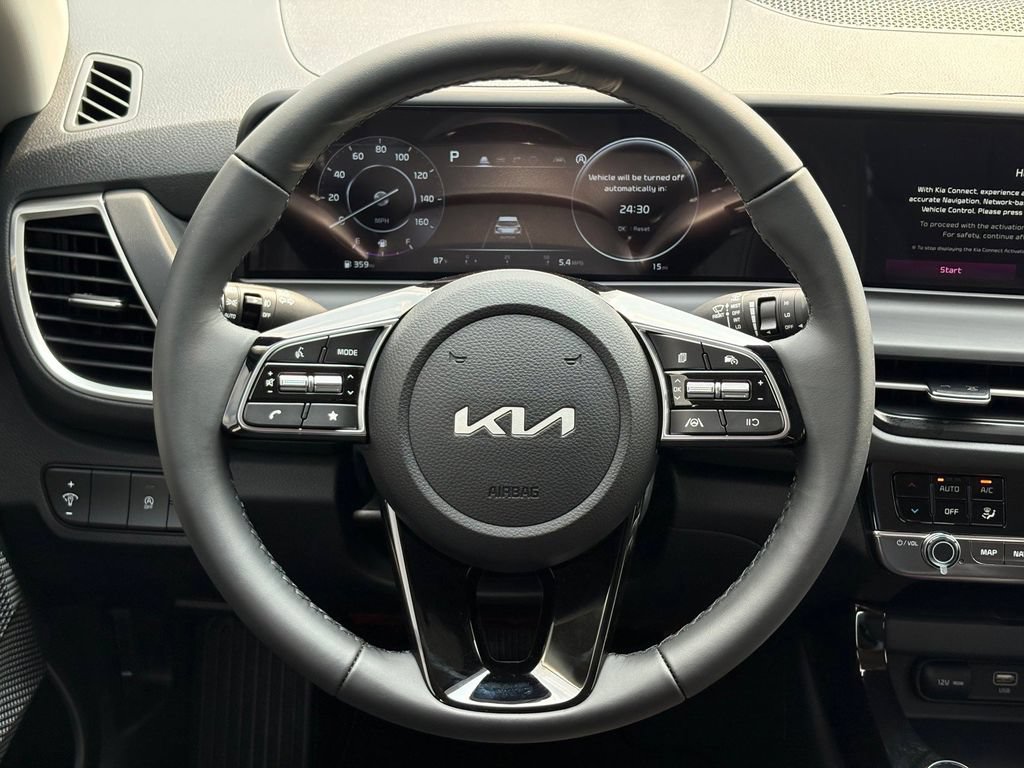 New 2026 Kia Seltos EX FWD image 31