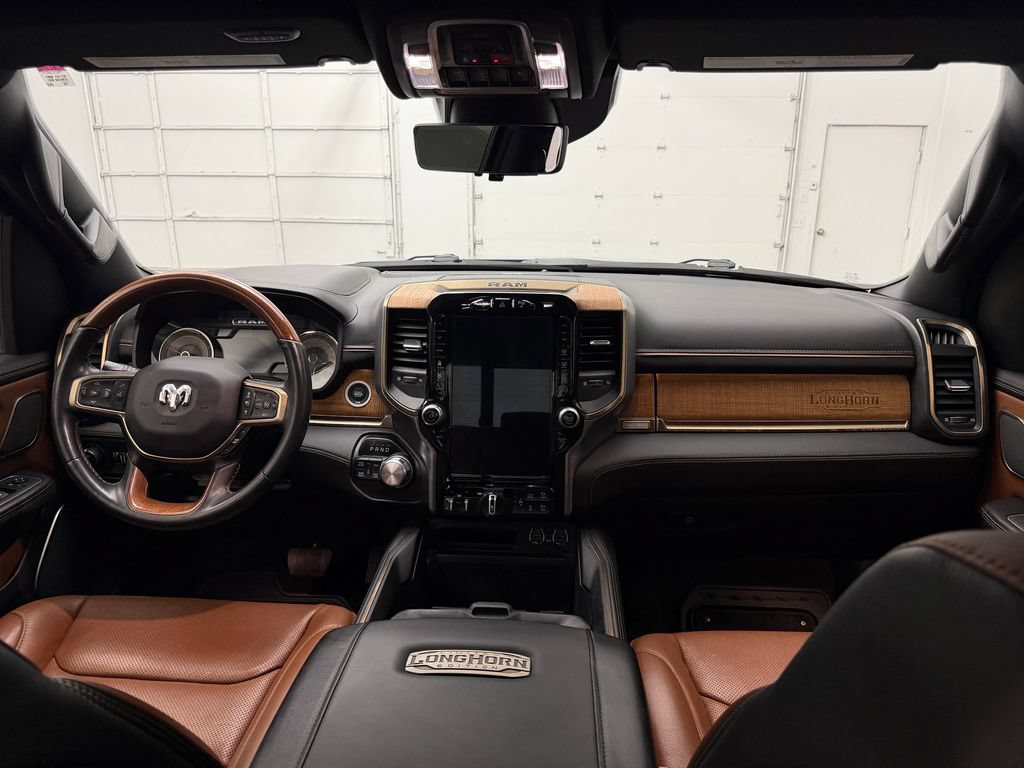 Used 2022 RAM 1500 Limited AWD/4WD image 14
