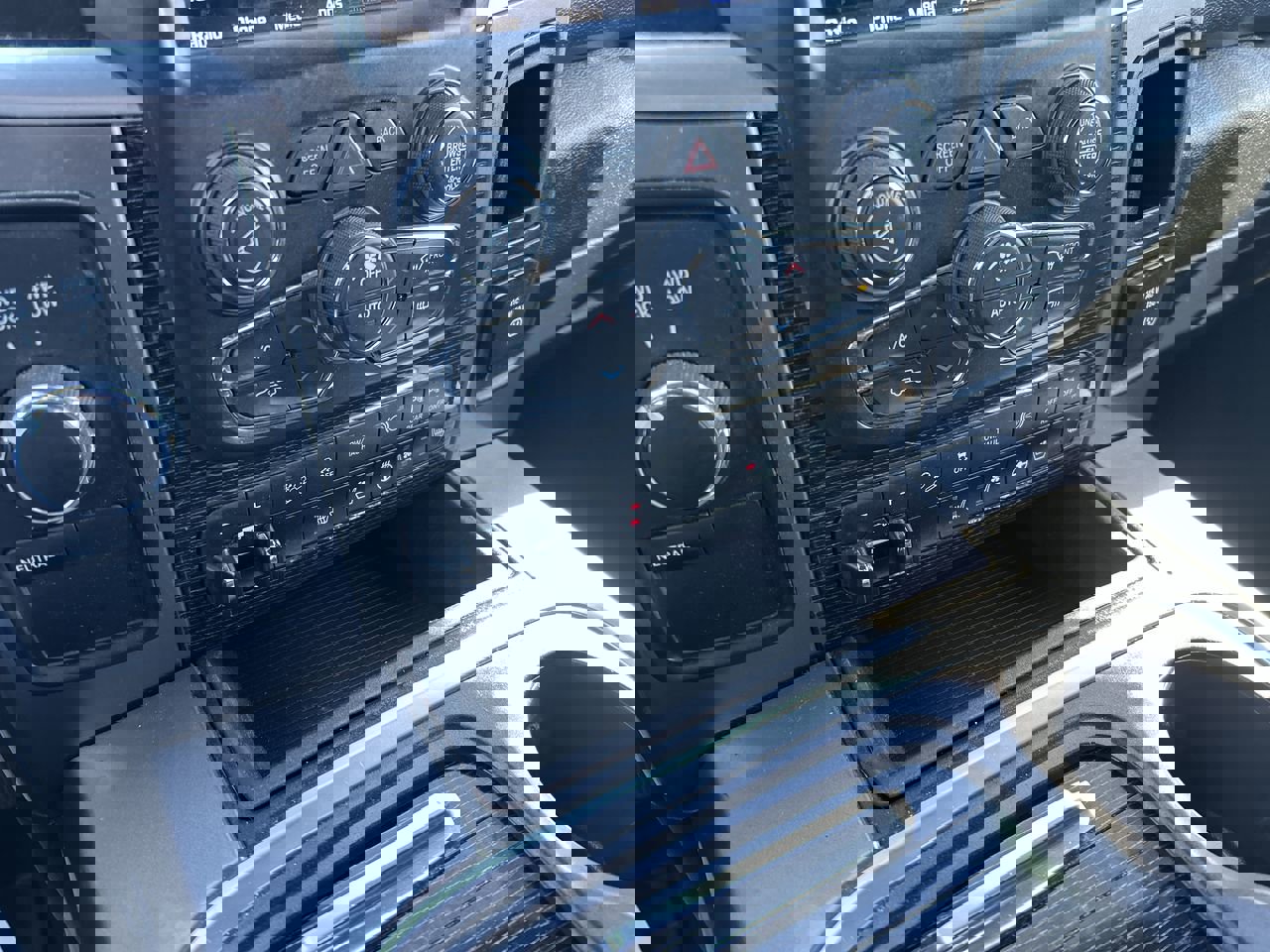 Used 2018 RAM 2500 Limited image 29