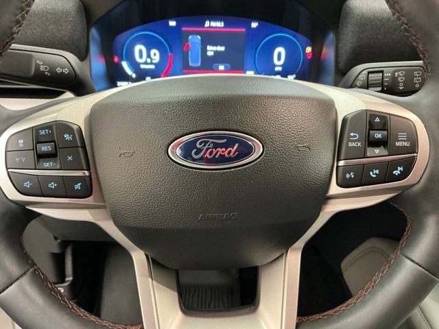 Used 2025 Ford Explorer Active w/ Active Comfort Package image 28