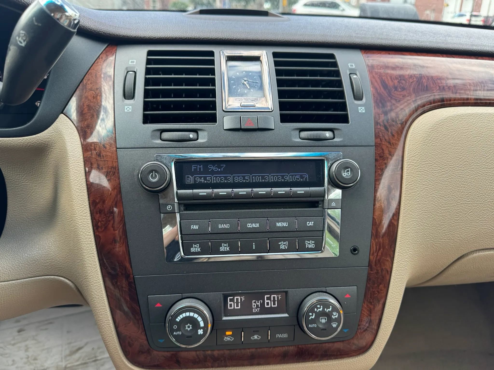 Used 2007 Cadillac DTS Luxury I FWD image 5
