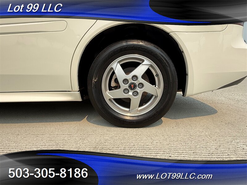 Used 2004 Pontiac Grand Prix GT w/ Drivers Package FWD image 24