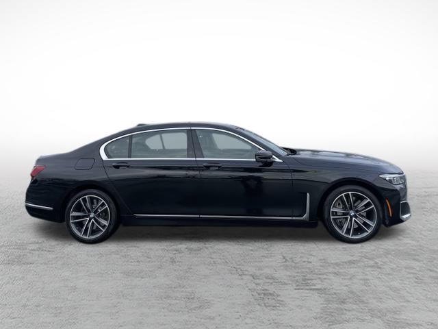 Used 2022 BMW 750i xDrive image 4