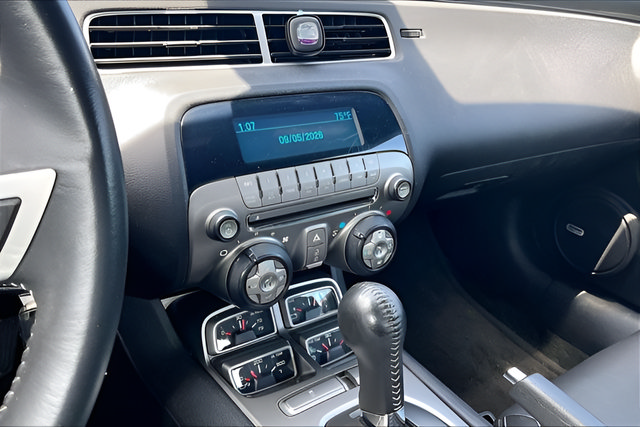 Used 2010 Chevrolet Camaro SS w/ RS Package RWD image 20