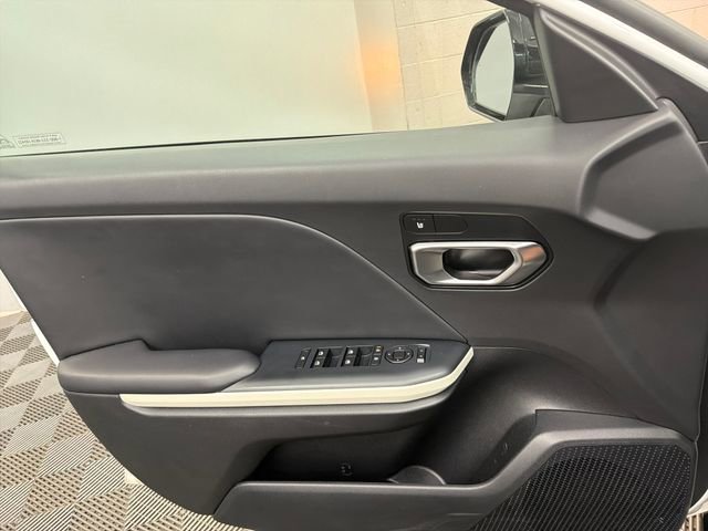 Certified 2025 Kia K4 GT-Line FWD image 28