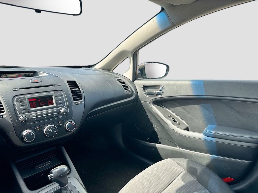 Used 2014 Kia Forte LX w/ Popular Package image 19