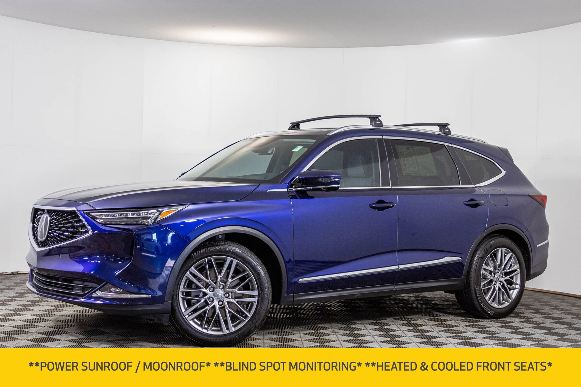 Used 2023 Acura MDX SH-AWD w/ Advance Package image 2