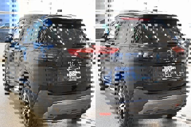 Used 2023 Nissan Rogue SL w/ SL Premium Package image 10