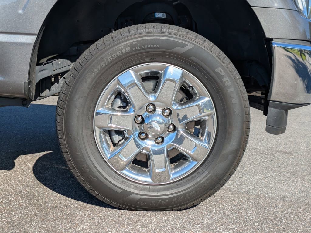 Used 2022 Ford F150 Lariat w/ Tow Technology Package image 11