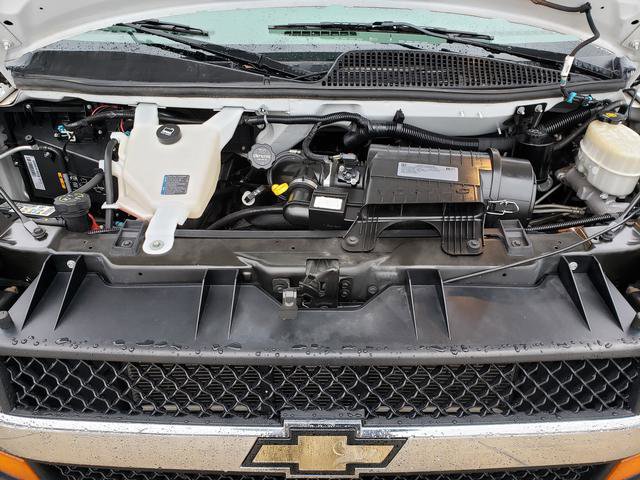 Used 2016 Chevrolet Express 3500 LT w/ LT Preferred Equipment Group RWD image 26