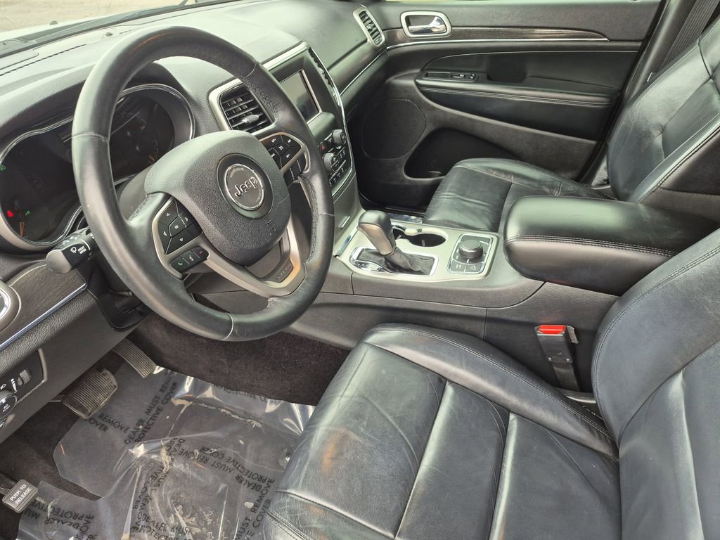 Used 2018 Jeep Grand Cherokee Limited AWD/4WD image 11