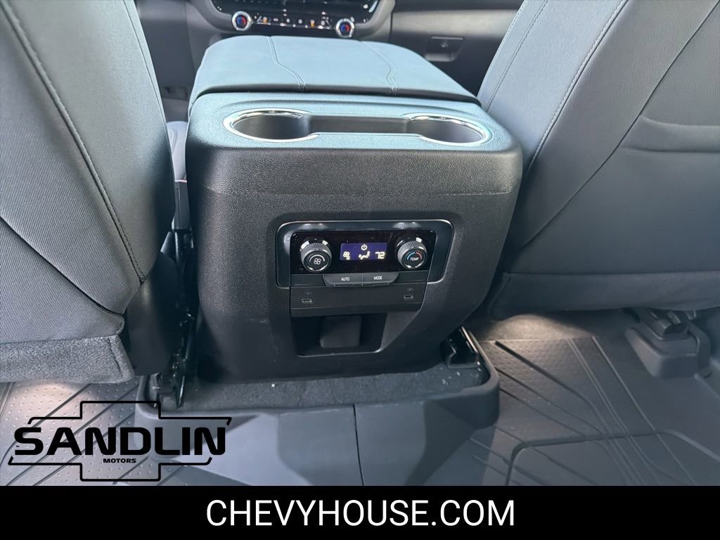 New 2026 Chevrolet Suburban LS image 21