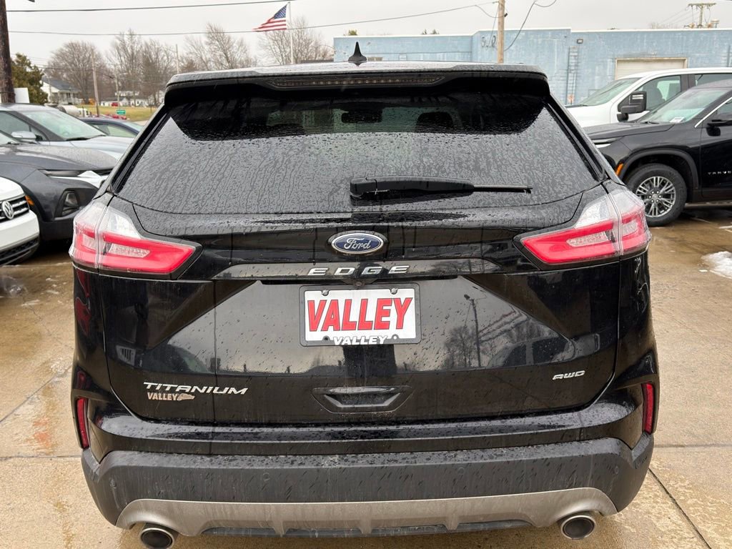 Used 2024 Ford Edge Titanium image 13