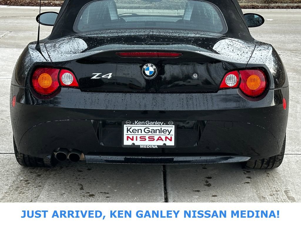 Used 2003 BMW Z4 3.0i image 5