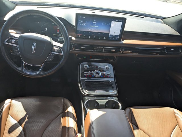 Used 2023 Lincoln Nautilus Reserve image 18