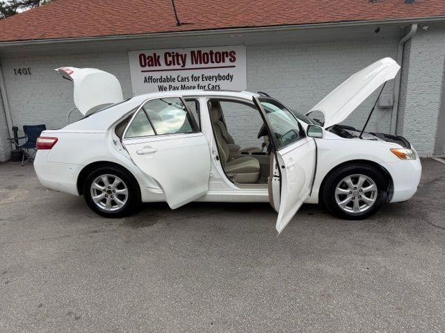 Used 2007 Toyota Camry LE FWD image 10