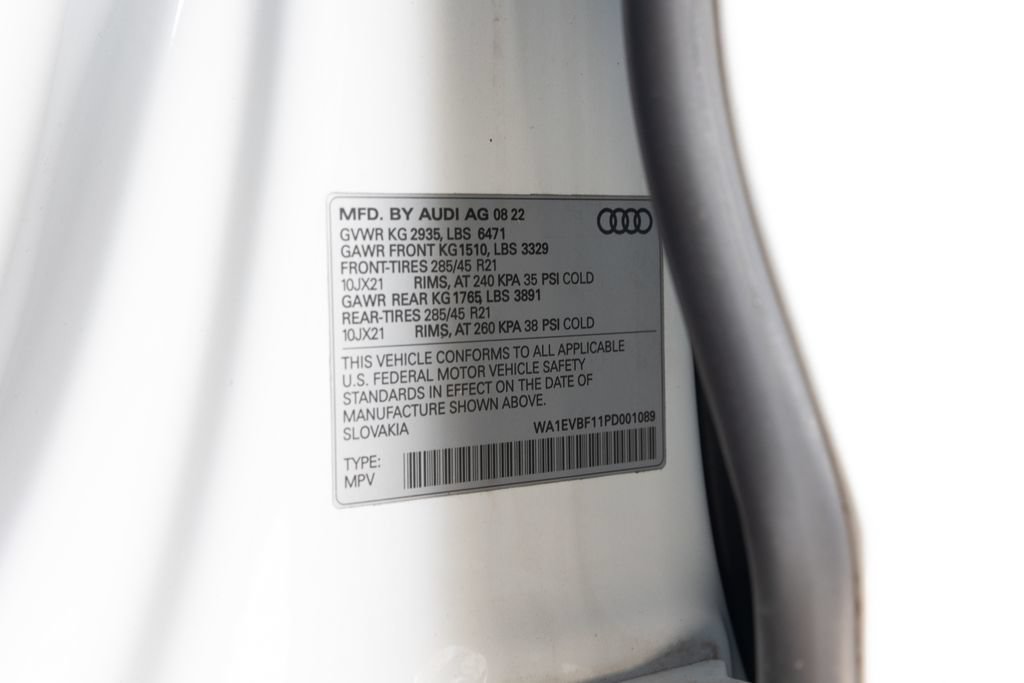 Used 2023 Audi Q8 Premium Plus AWD/4WD image 90