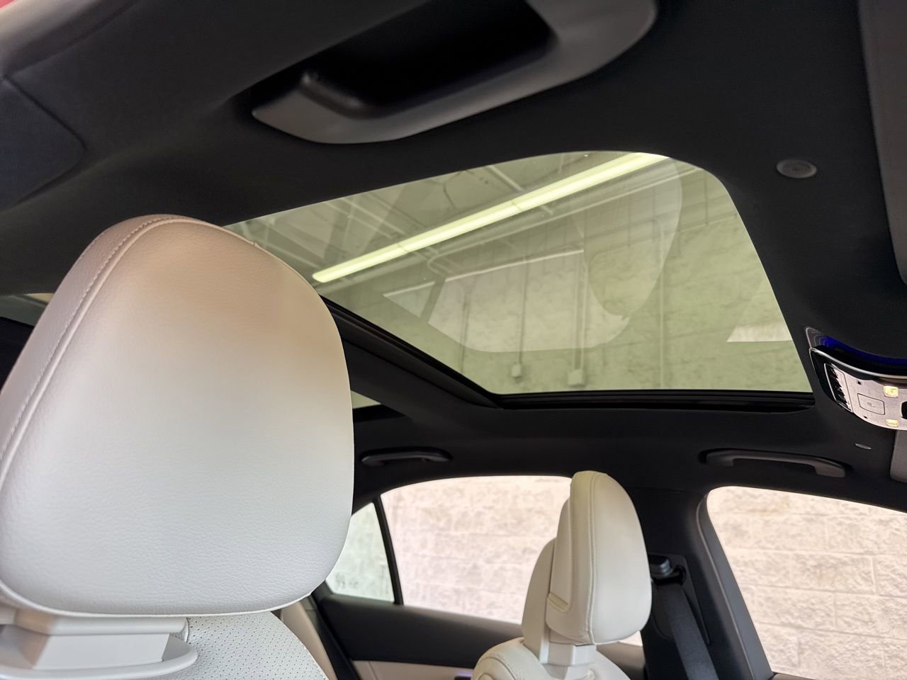 Used 2025 Mercedes-Benz C 300 Sedan image 50