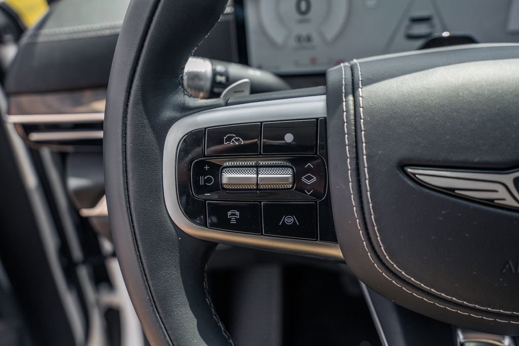 Used 2025 Genesis GV80 3.5T Prestige image 23