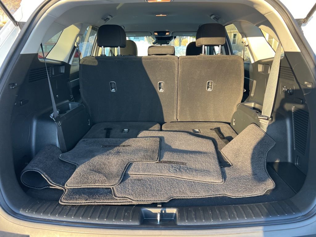 Used 2023 Kia Sorento LX image 25