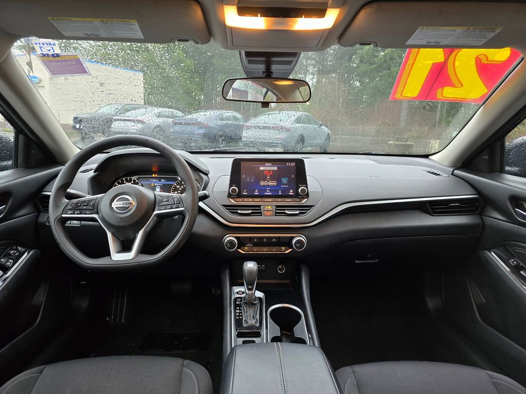 Used 2021 Nissan Altima 2.5 SV image 6