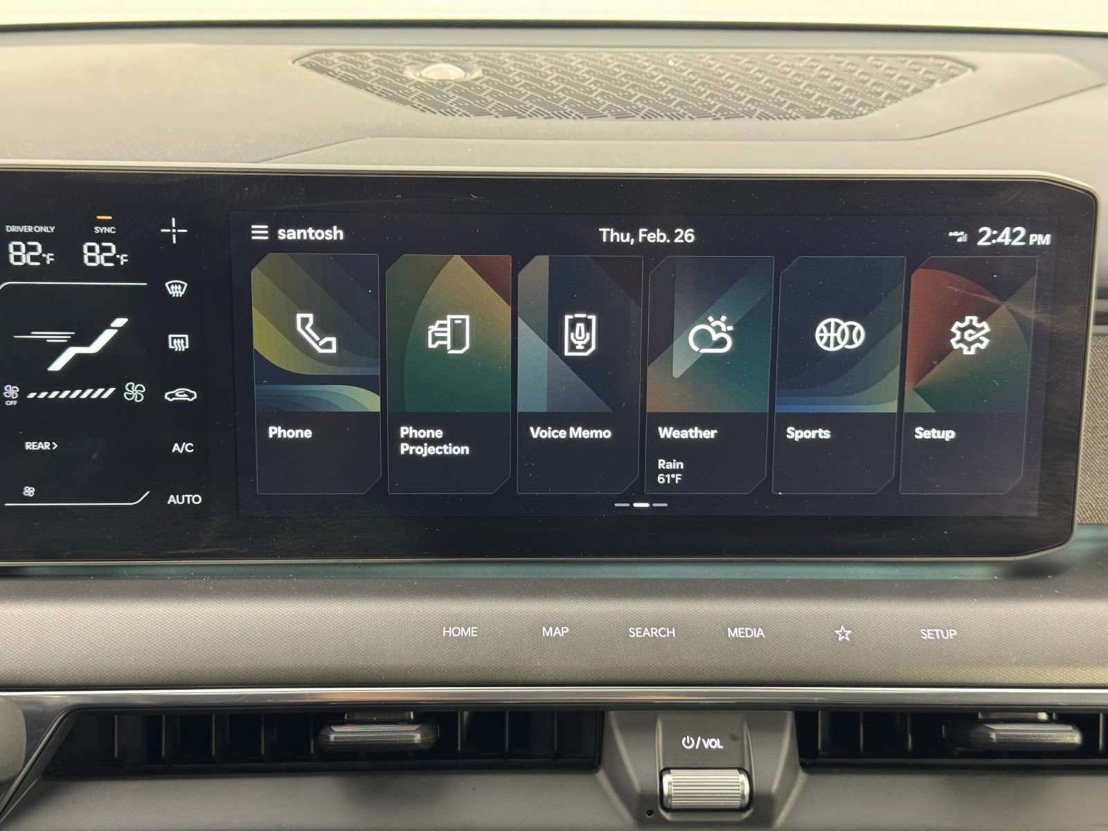 Used 2024 Kia EV9 Land image 28