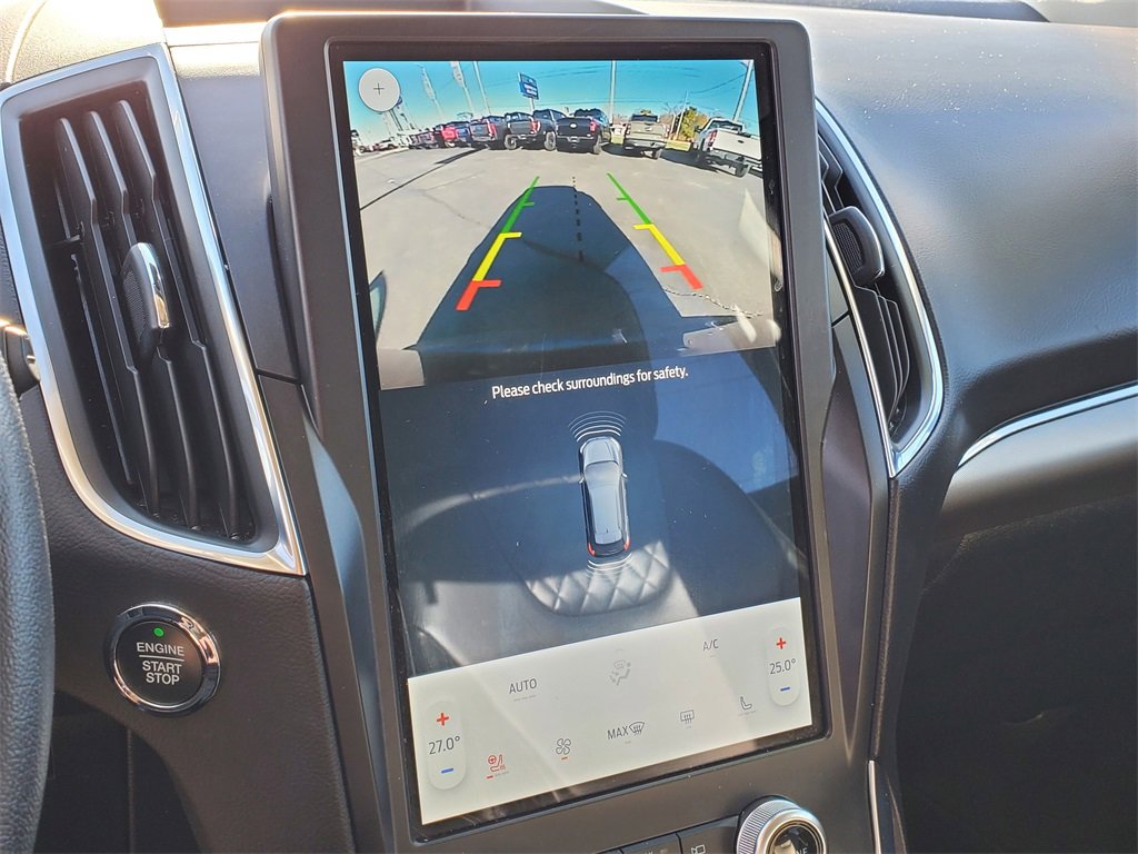 Used 2024 Ford Edge Titanium image 19