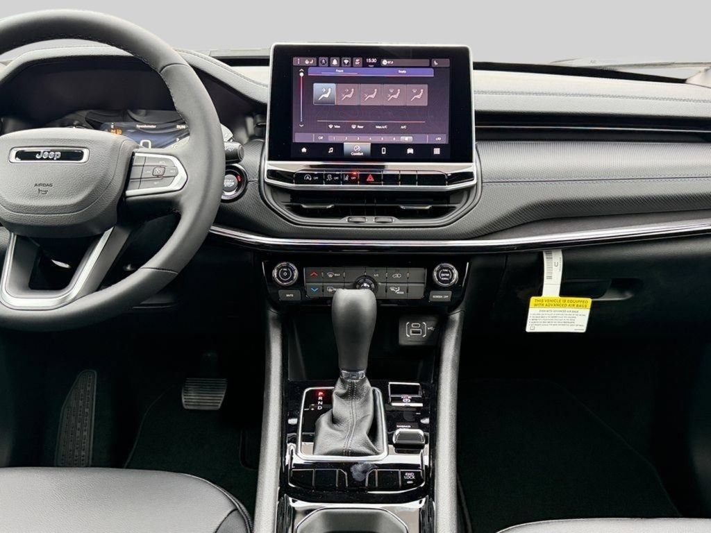 New 2026 Jeep Compass Latitude AWD/4WD image 11