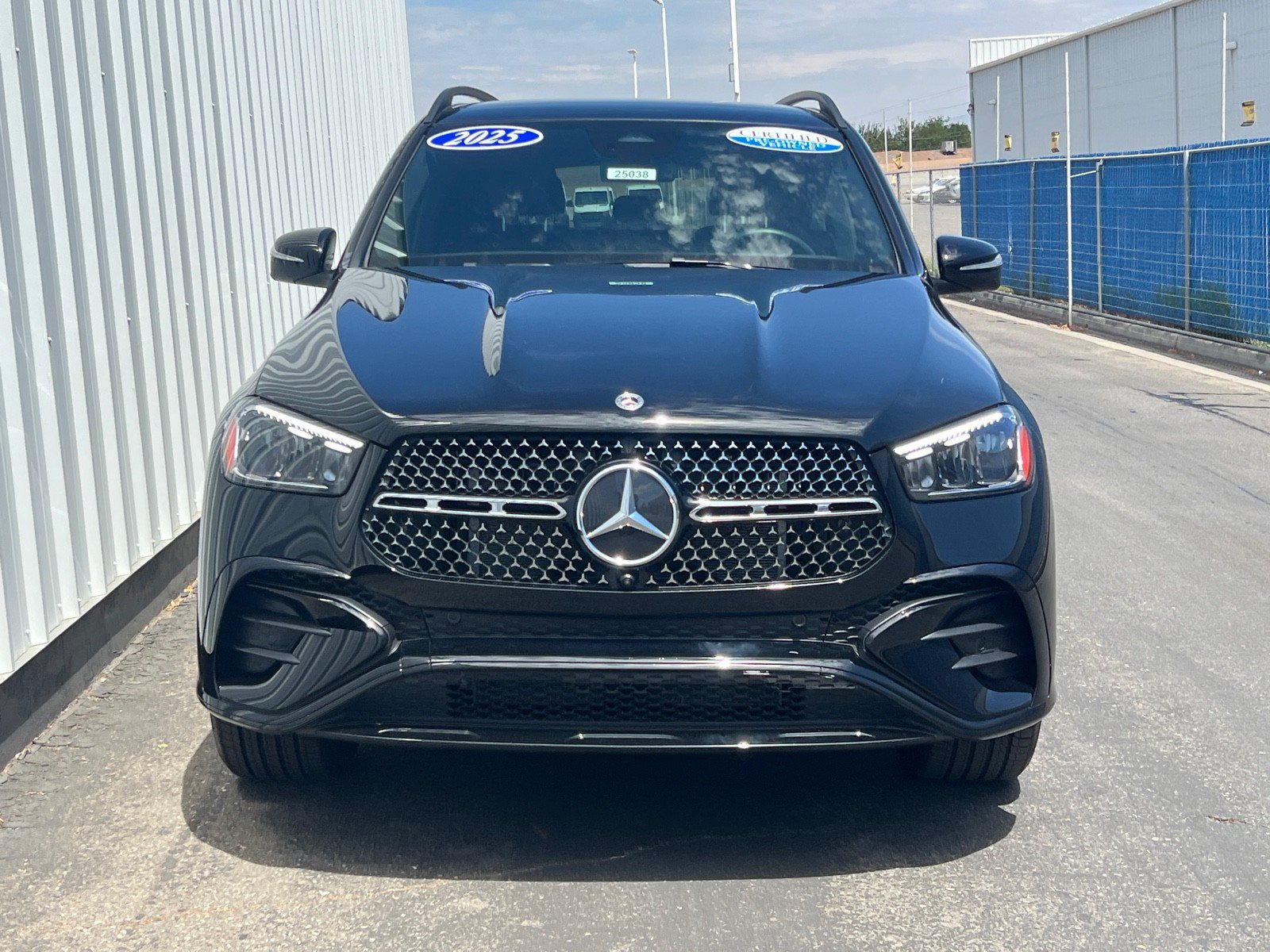 Certified 2025 Mercedes-Benz GLE 350 4MATIC image 2