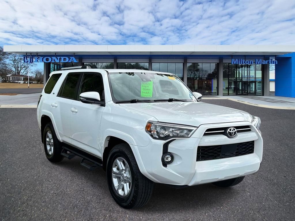 Used 2023 Toyota 4Runner SR5 Premium w/ Moonroof Package RWD video 1