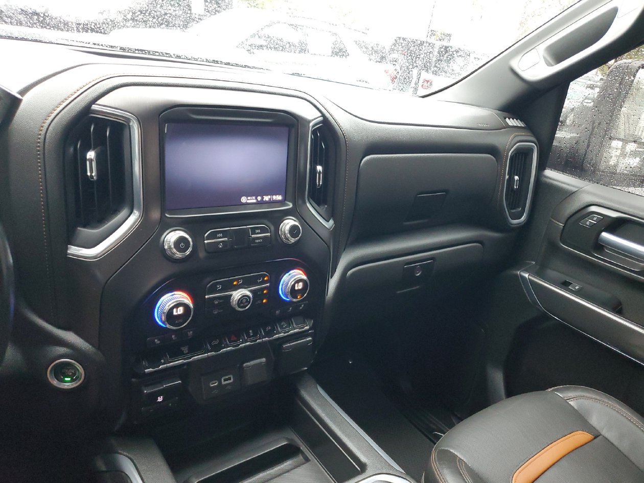 Used 2022 GMC Sierra 3500 AT4 AWD/4WD image 28