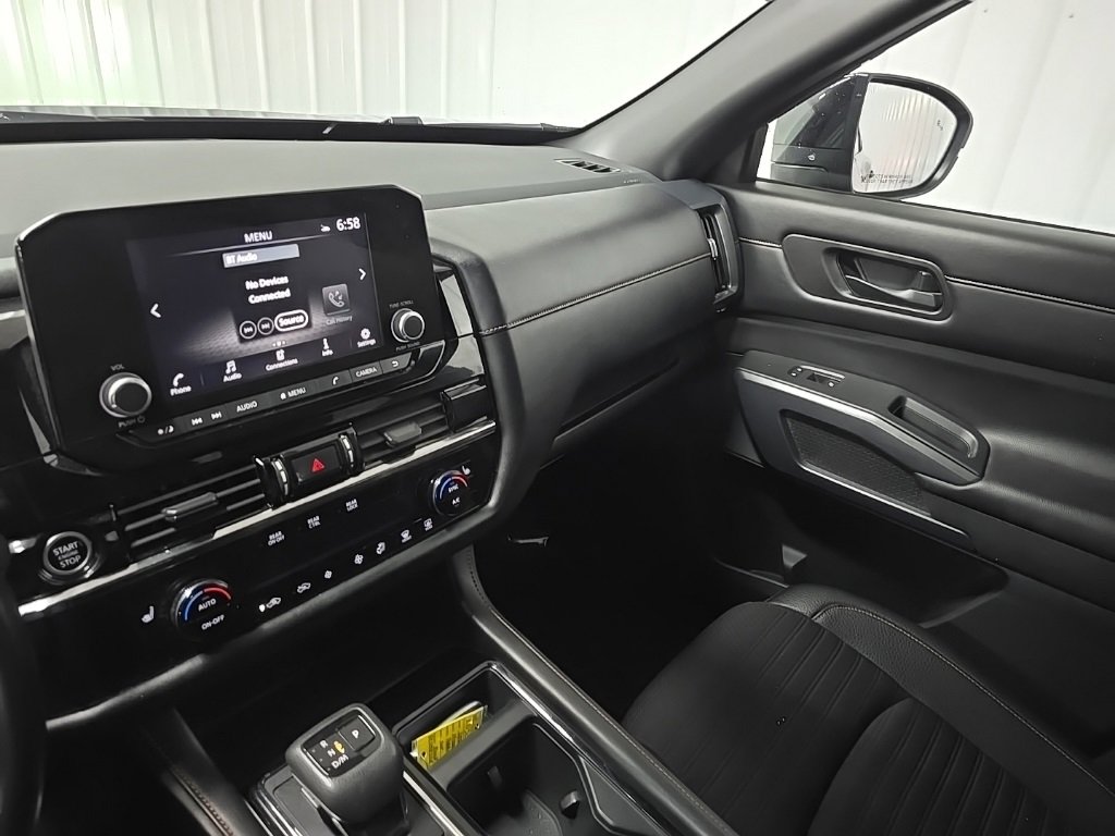 Used 2023 Nissan Pathfinder Rock Creek image 25
