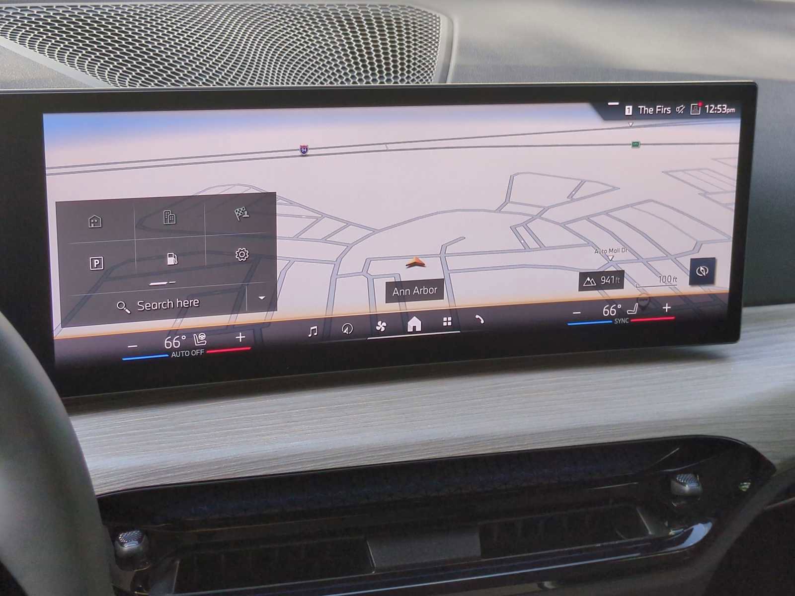 New 2025 BMW 330i xDrive Sedan w/ Premium Package image 30