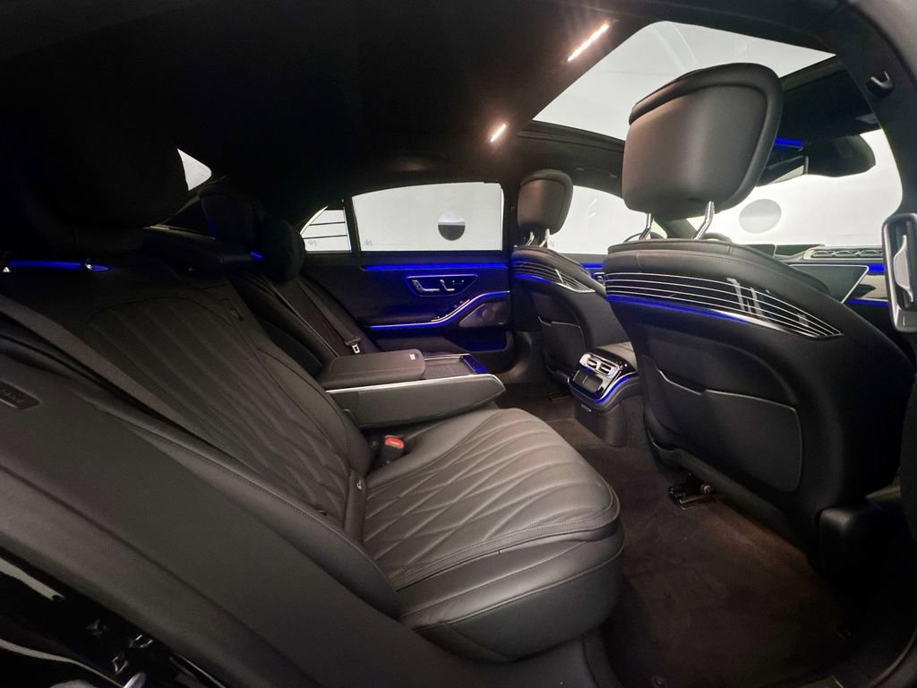 Used 2025 Mercedes-Benz S 63 AMG S image 25