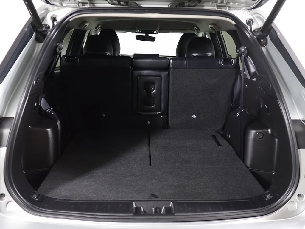 Used 2025 Mitsubishi Outlander SE FWD image 16
