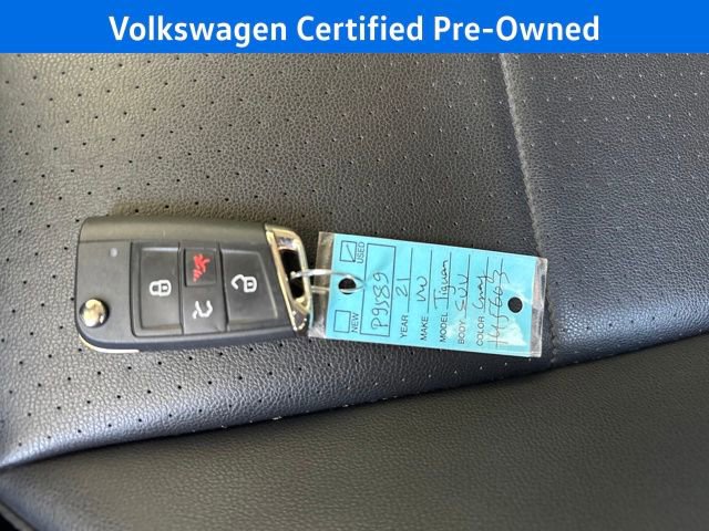 Certified 2021 Volkswagen Tiguan SE image 32