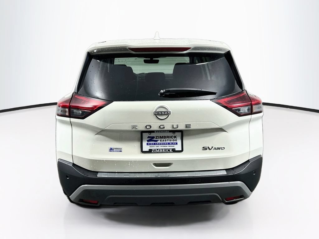 Used 2023 Nissan Rogue SV AWD/4WD image 6