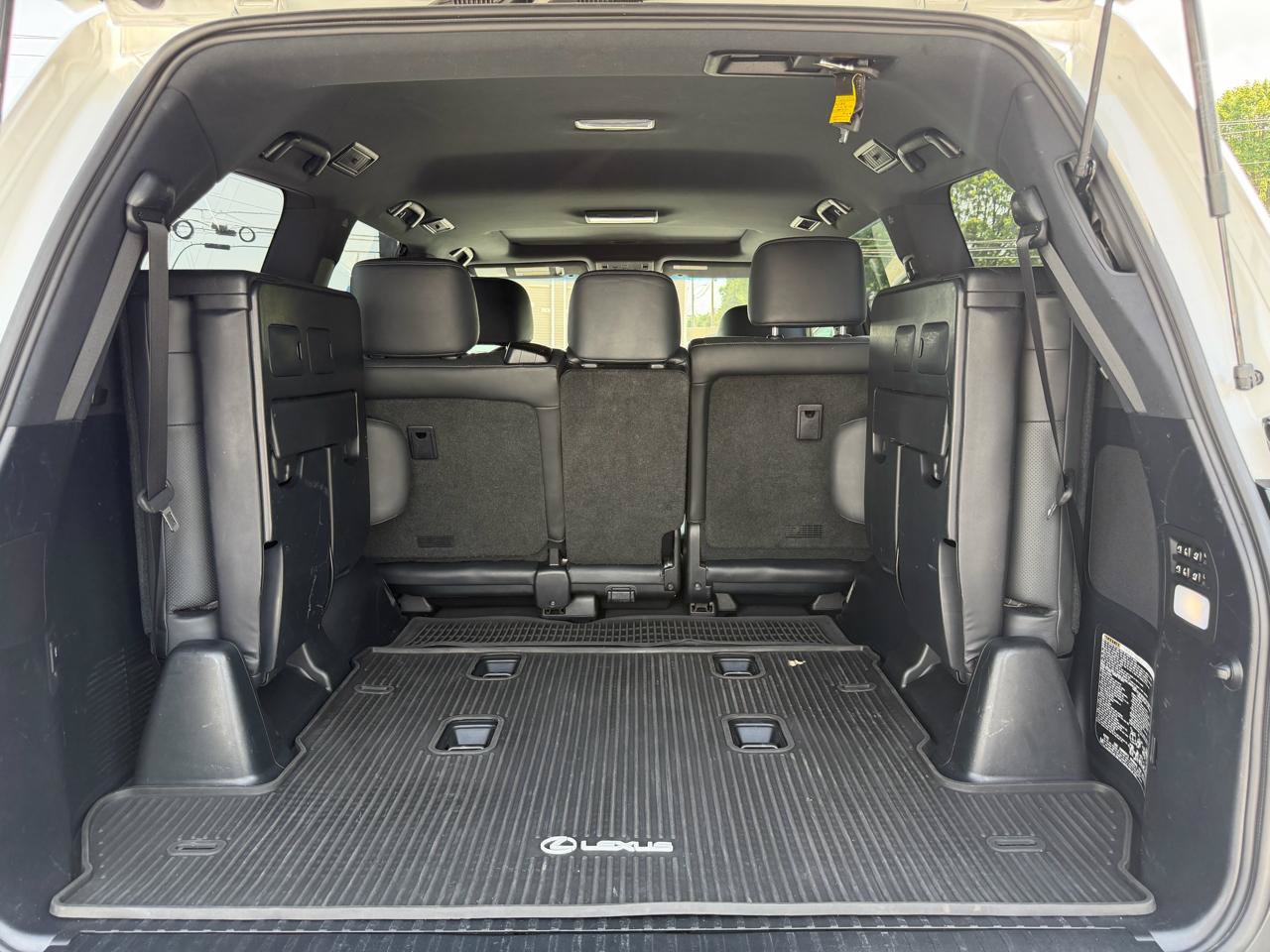 Used 2021 Lexus LX 570 4WD w/ Inspiration Series #2 image 33