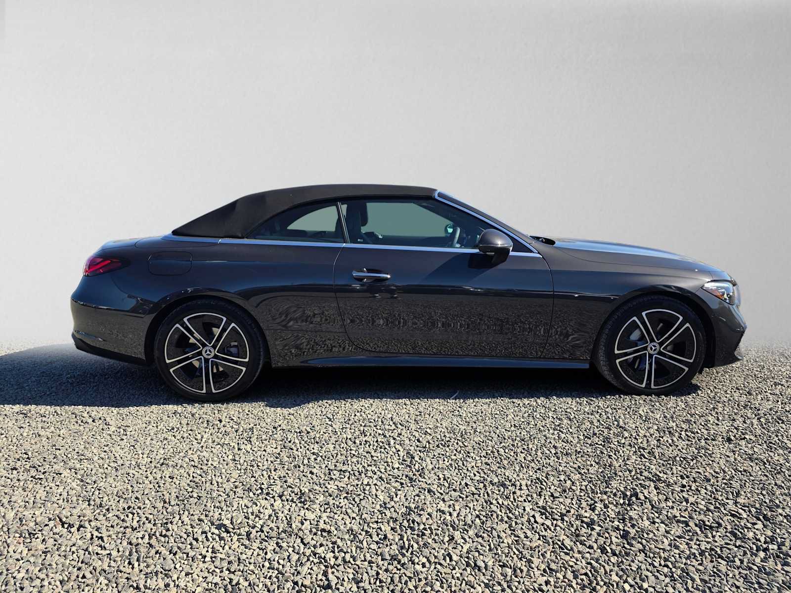 New 2027 Mercedes-Benz CLE 300 4MATIC Cabriolet image 2