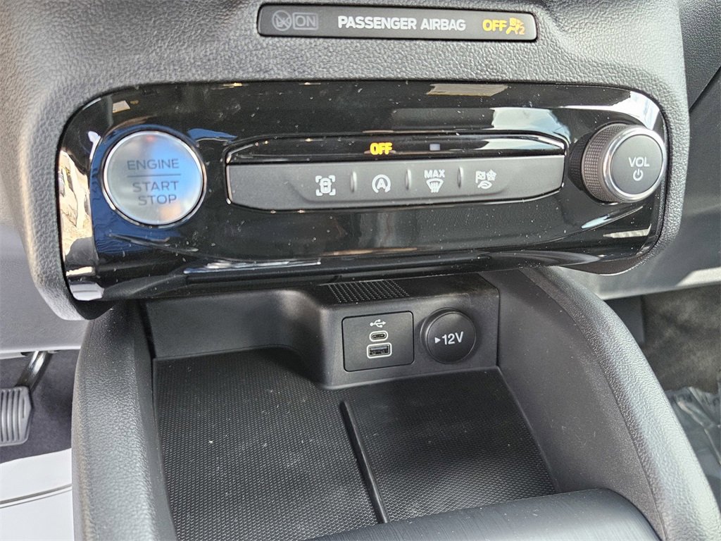 New 2026 Ford Escape ST-Line w/ Tech Pack #1 image 17
