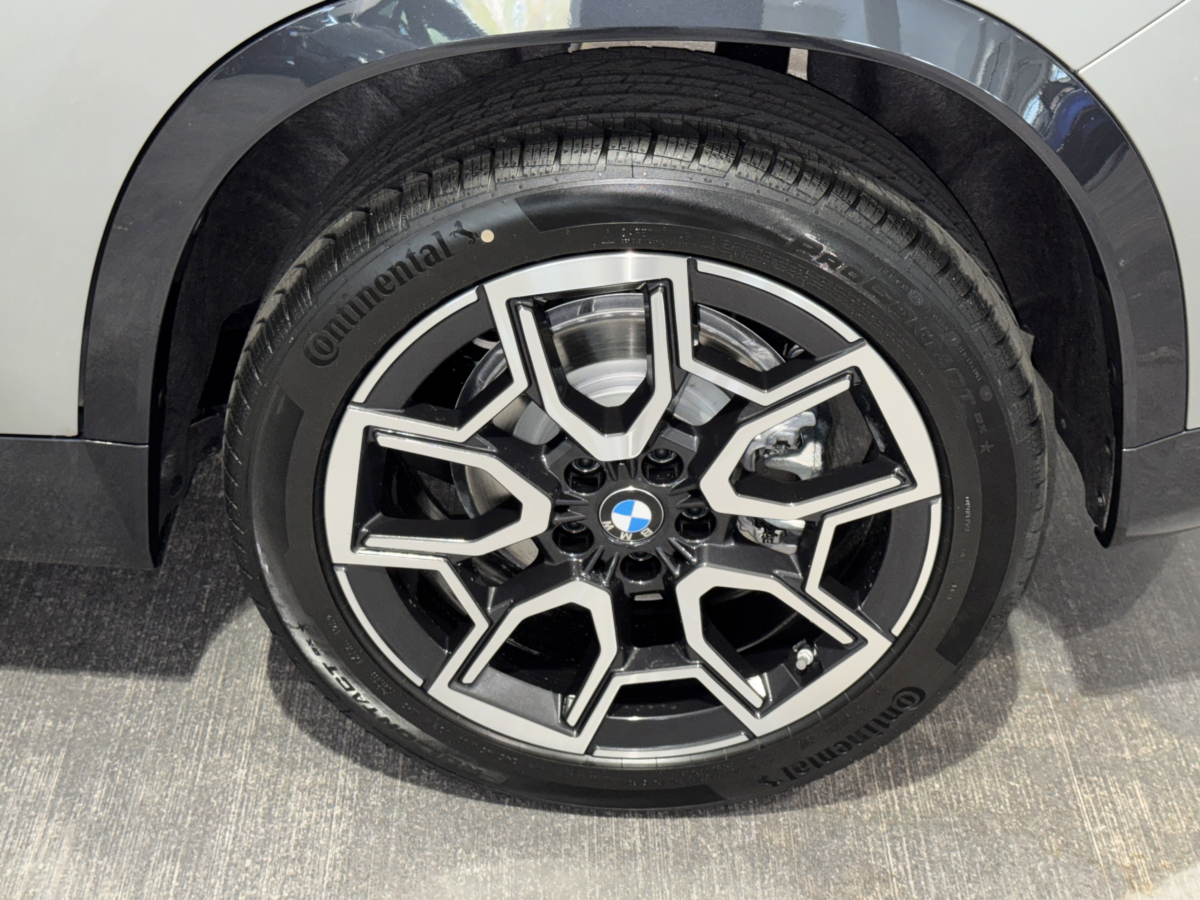 New 2026 BMW X1 xDrive28i w/ Technology Package image 25