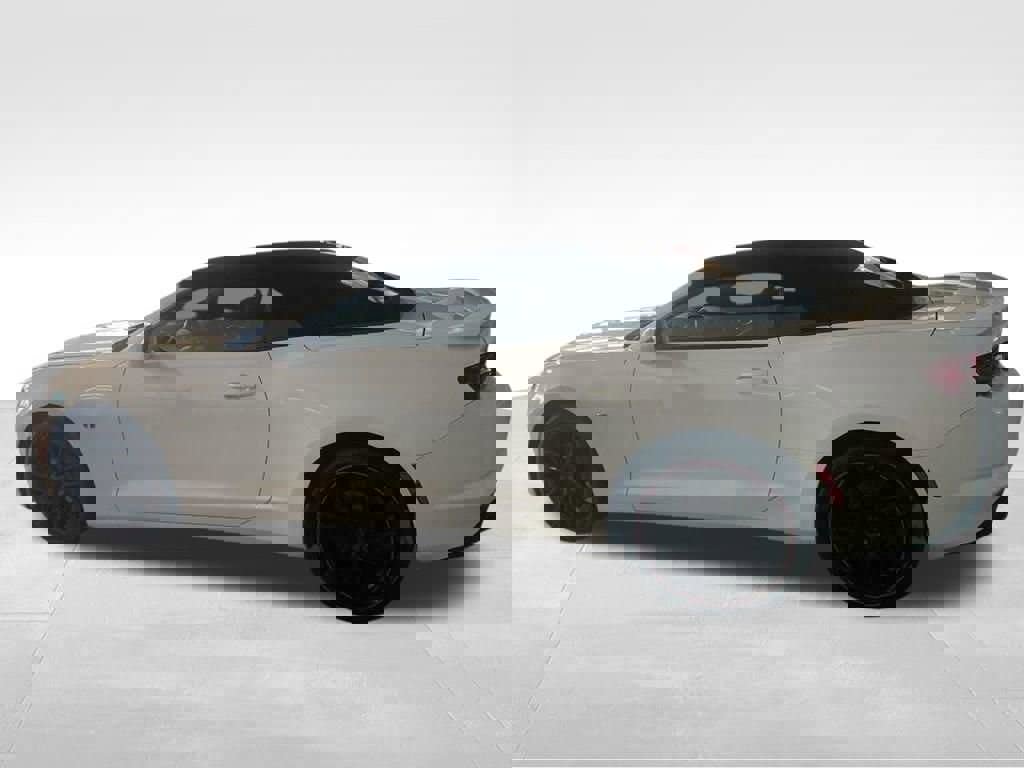 Used 2020 Chevrolet Camaro LT image 3