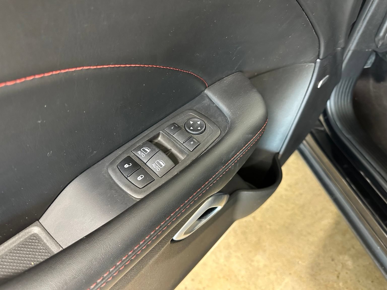 Used 2023 Dodge Challenger R/T Scat Pack RWD image 15