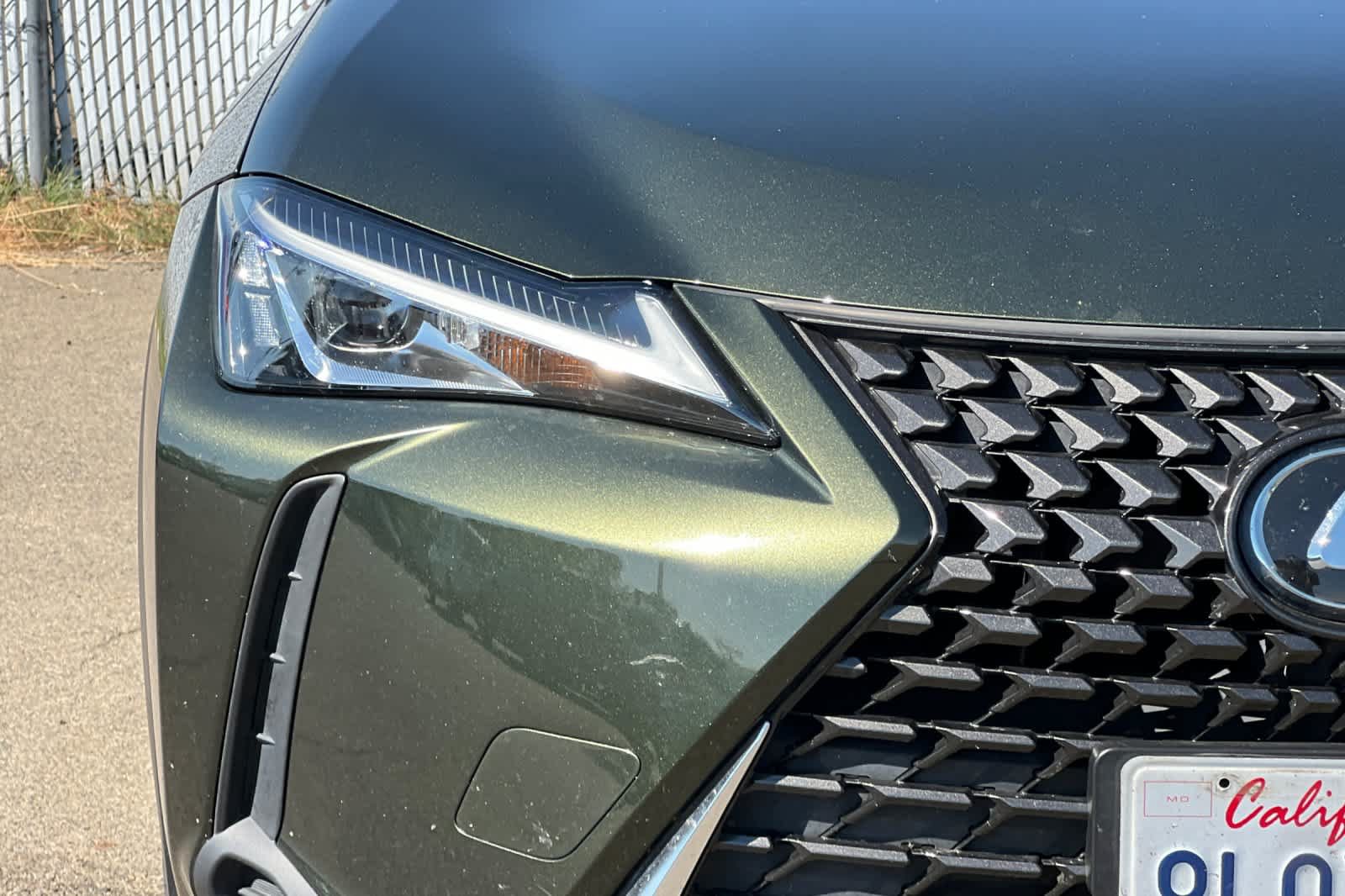 Used 2019 Lexus UX 200 w/ Premium Package FWD image 17
