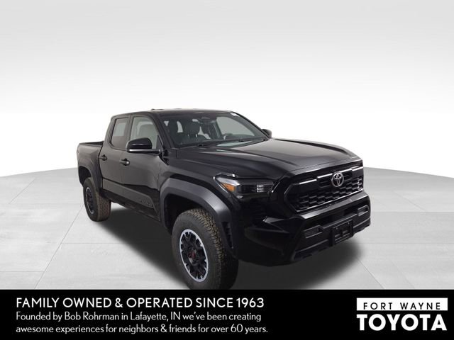 Used 2024 Toyota Tacoma TRD Off-Road image 4