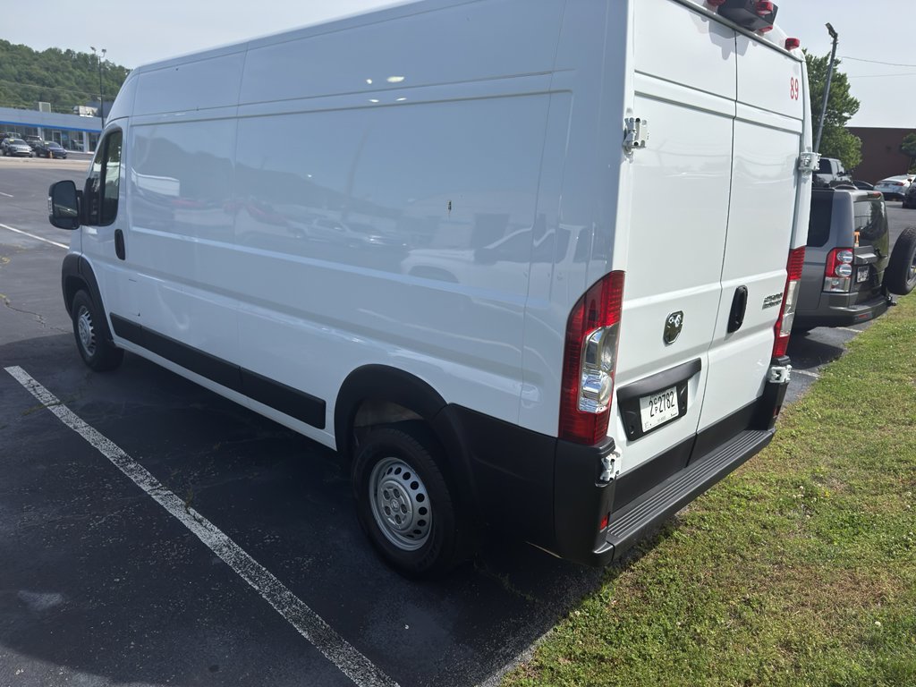 Used 2025 RAM ProMaster 2500 w/ Convenience Group FWD image 5