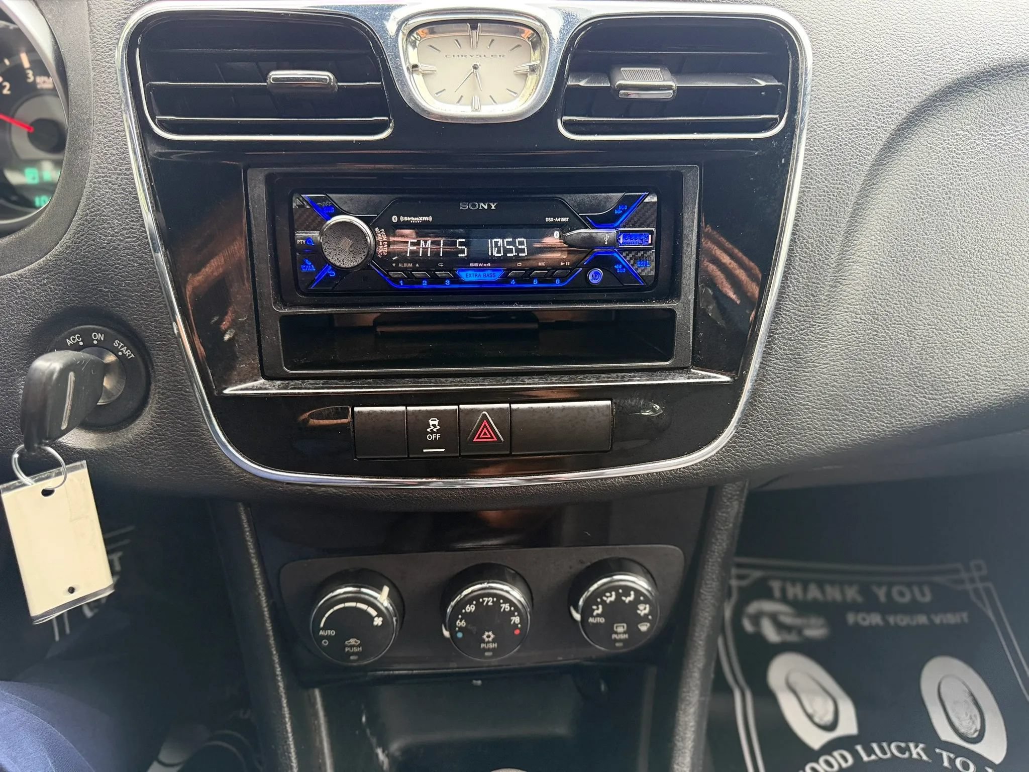Used 2013 Chrysler 200 Touring FWD image 8