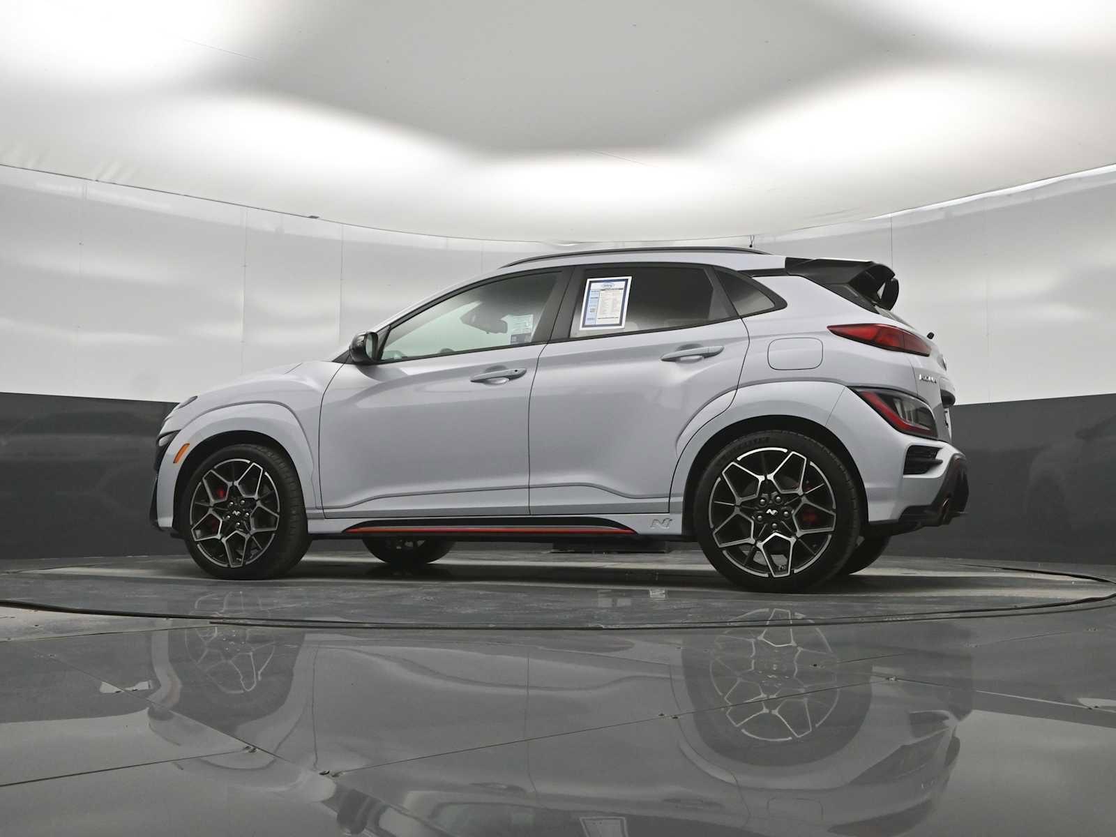 Used 2022 Hyundai Kona N FWD image 31