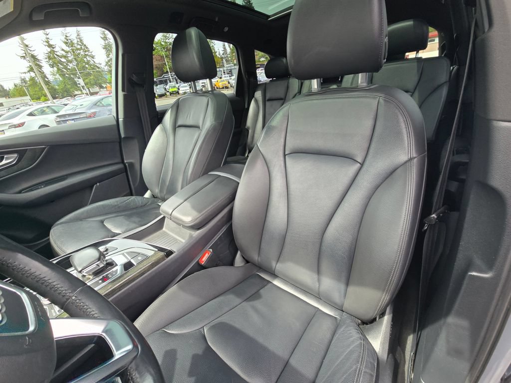 Used 2019 Audi Q7 3.0T Premium AWD/4WD image 24