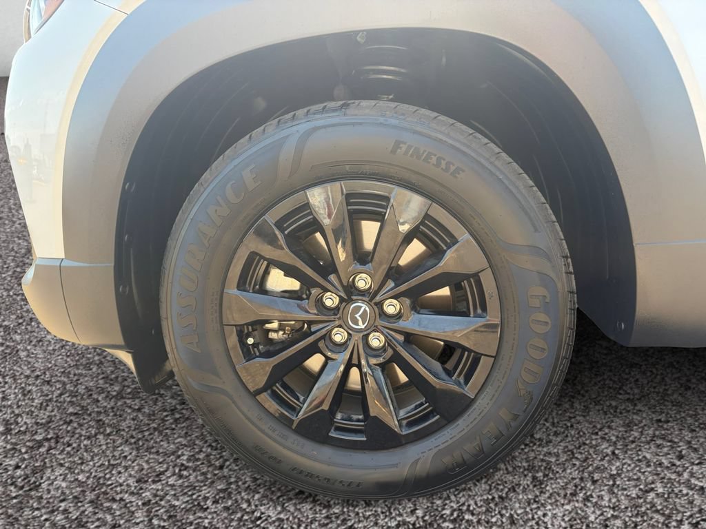 Used 2025 MAZDA CX-50 AWD 2.5 Hybrid w/ Premium Pkg image 9